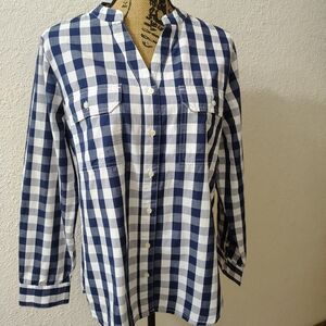 St. John's Bay Navy an Butto